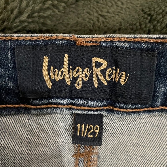 Jeans - Picture 3 of 3